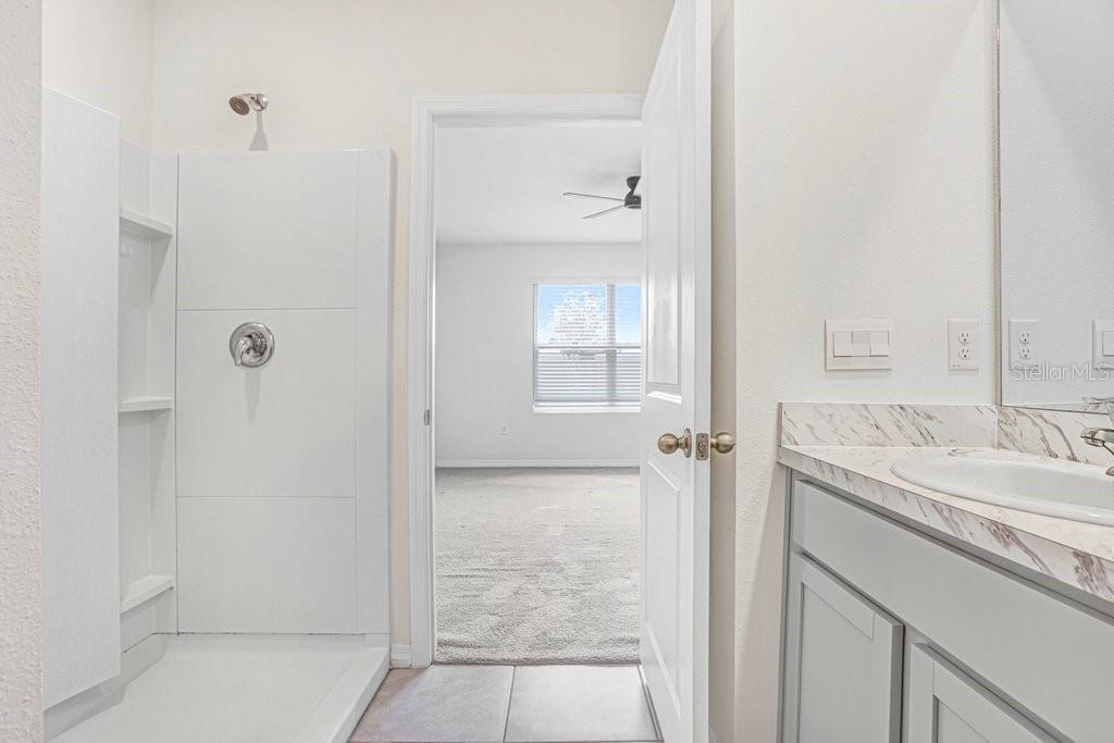 Image 17 of 39 For 31210 Penny Surf Loop