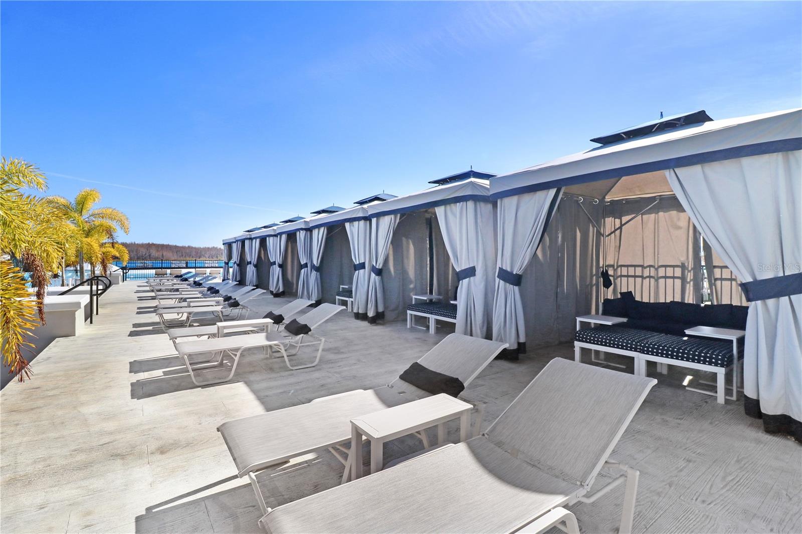 Image 27 of 39 For 31210 Penny Surf Loop