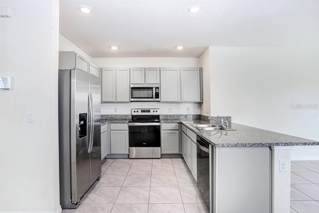 Image 3 of 39 For 31210 Penny Surf Loop