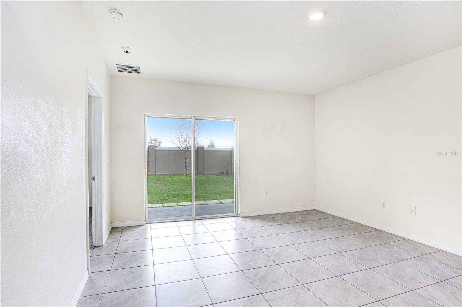 Image 8 of 39 For 31210 Penny Surf Loop