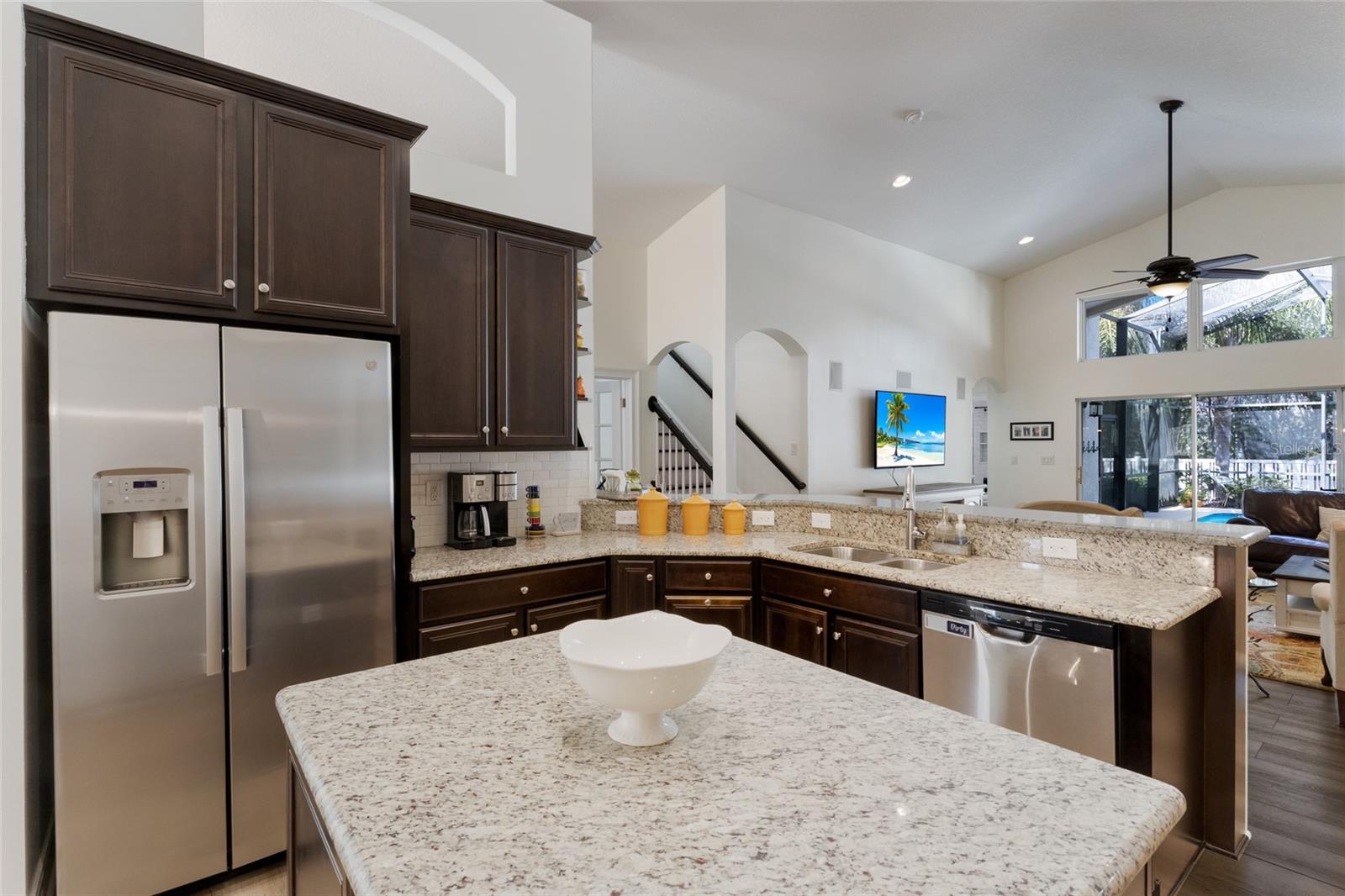 Image 15 of 72 For 12002 Forest Park Circle