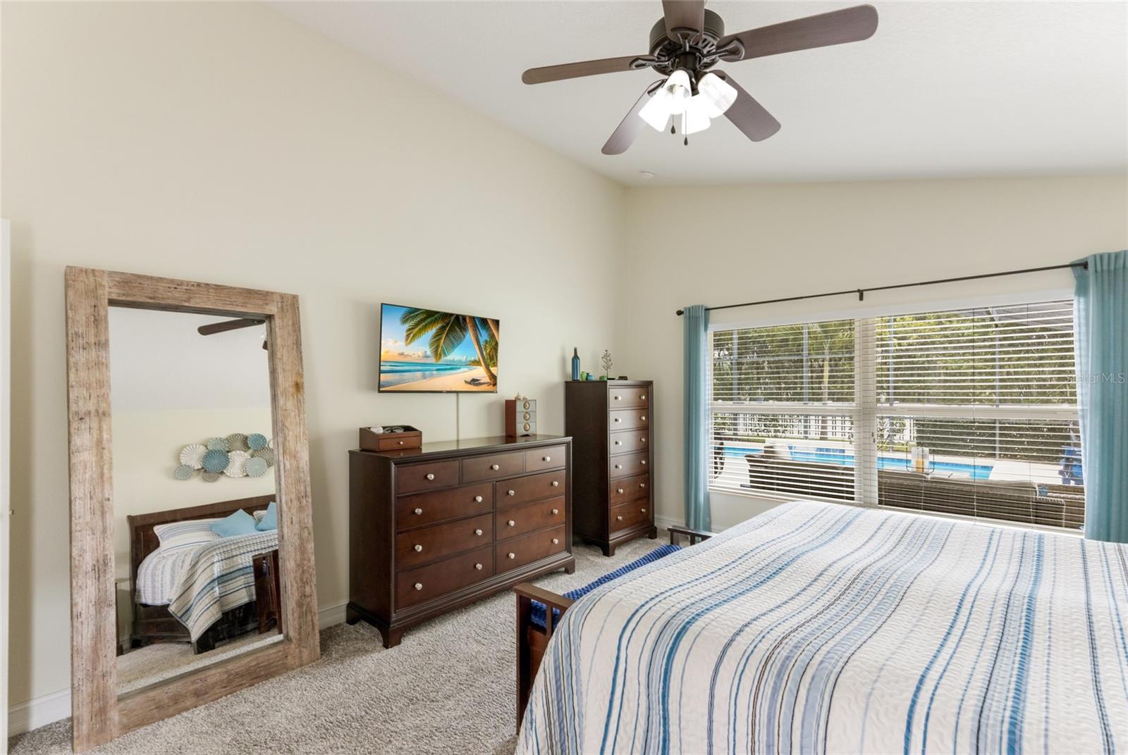 Image 22 of 72 For 12002 Forest Park Circle