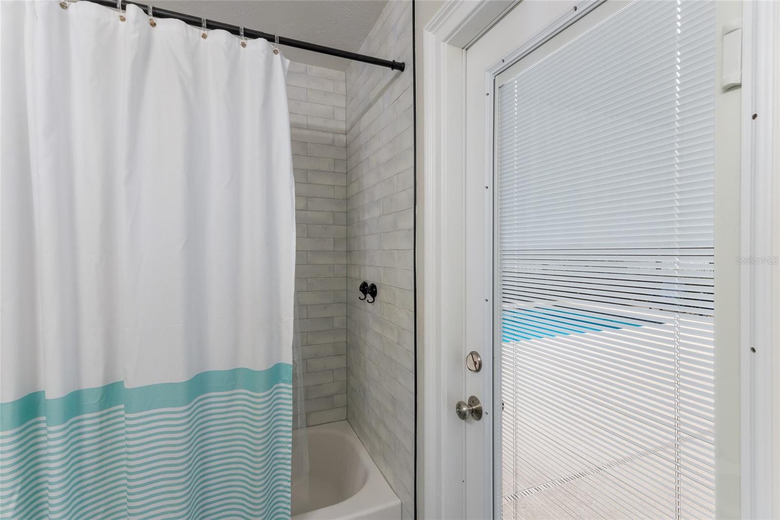 Image 30 of 72 For 12002 Forest Park Circle