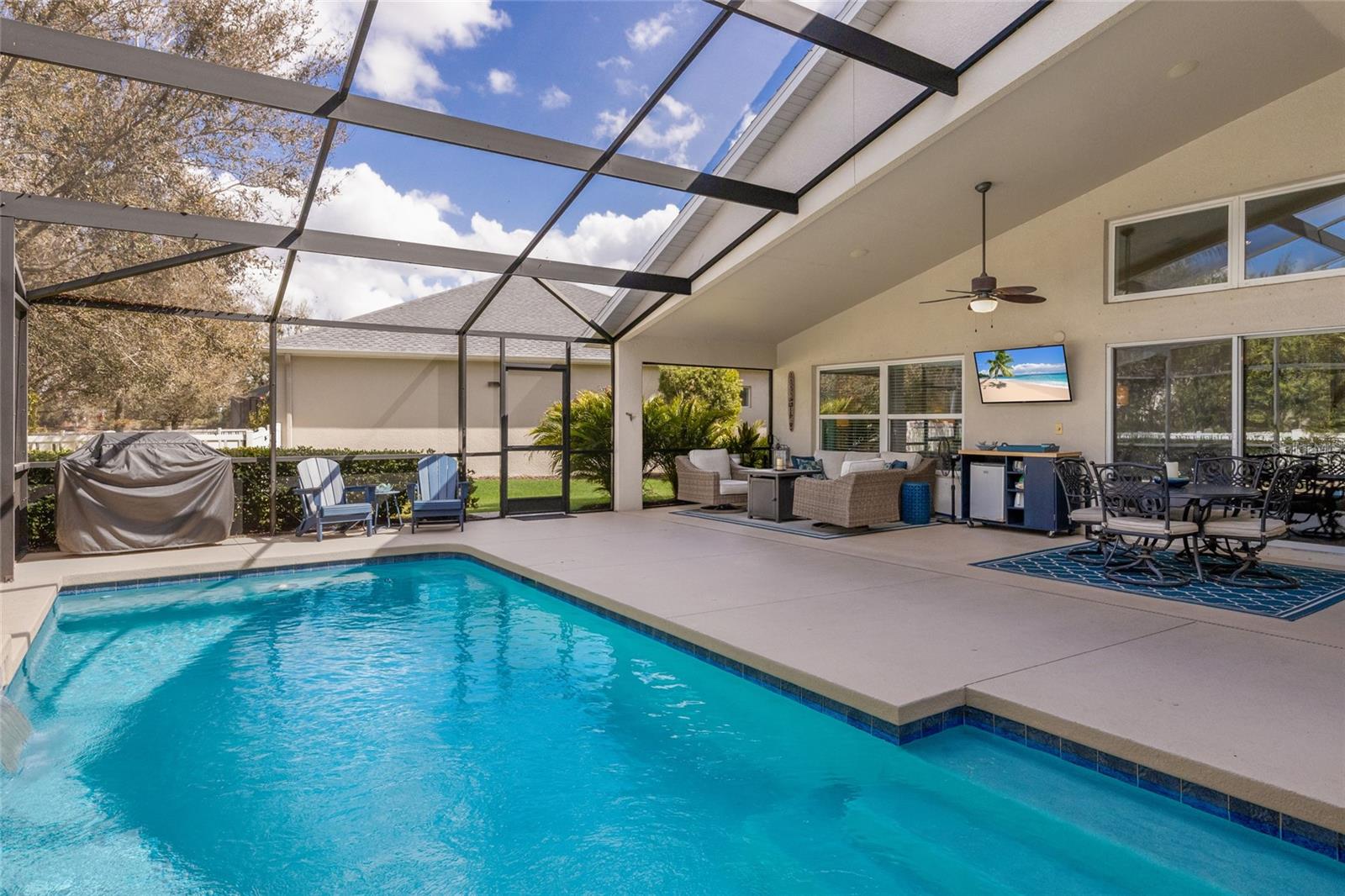 Image 32 of 72 For 12002 Forest Park Circle