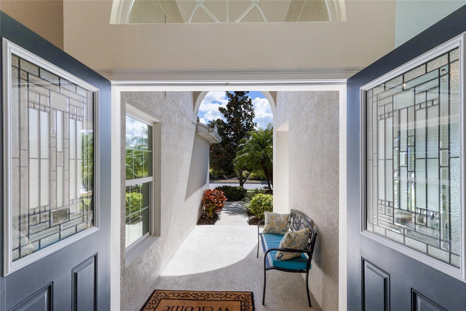 Image 5 of 72 For 12002 Forest Park Circle