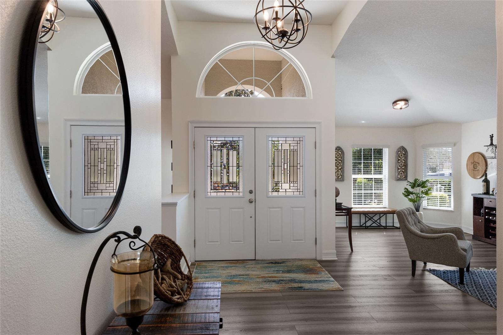 Image 7 of 72 For 12002 Forest Park Circle