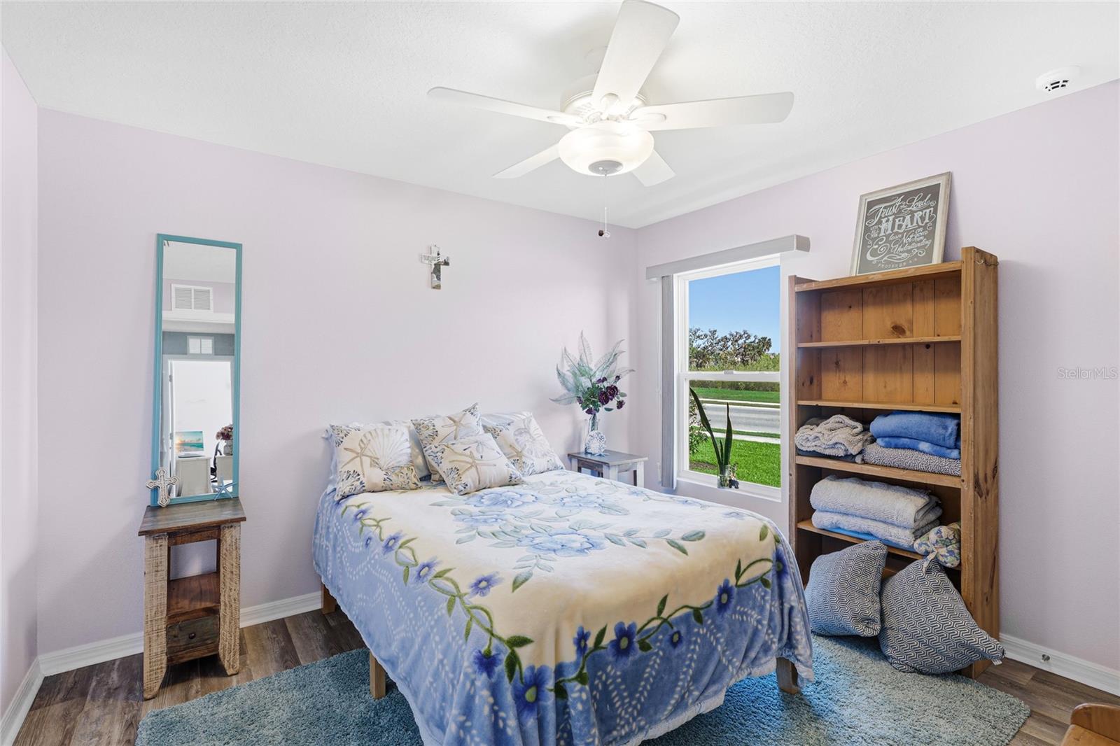 Image 20 of 48 For 5217 Song Sparrow Terrace