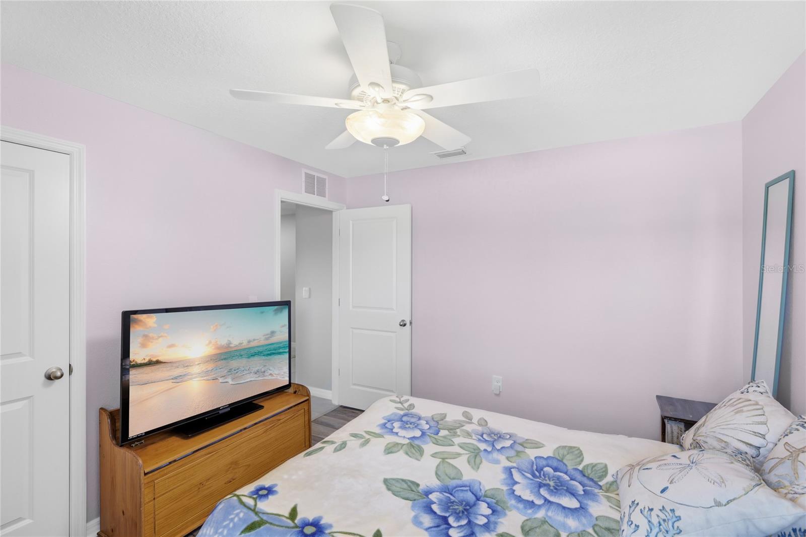 Image 22 of 48 For 5217 Song Sparrow Terrace