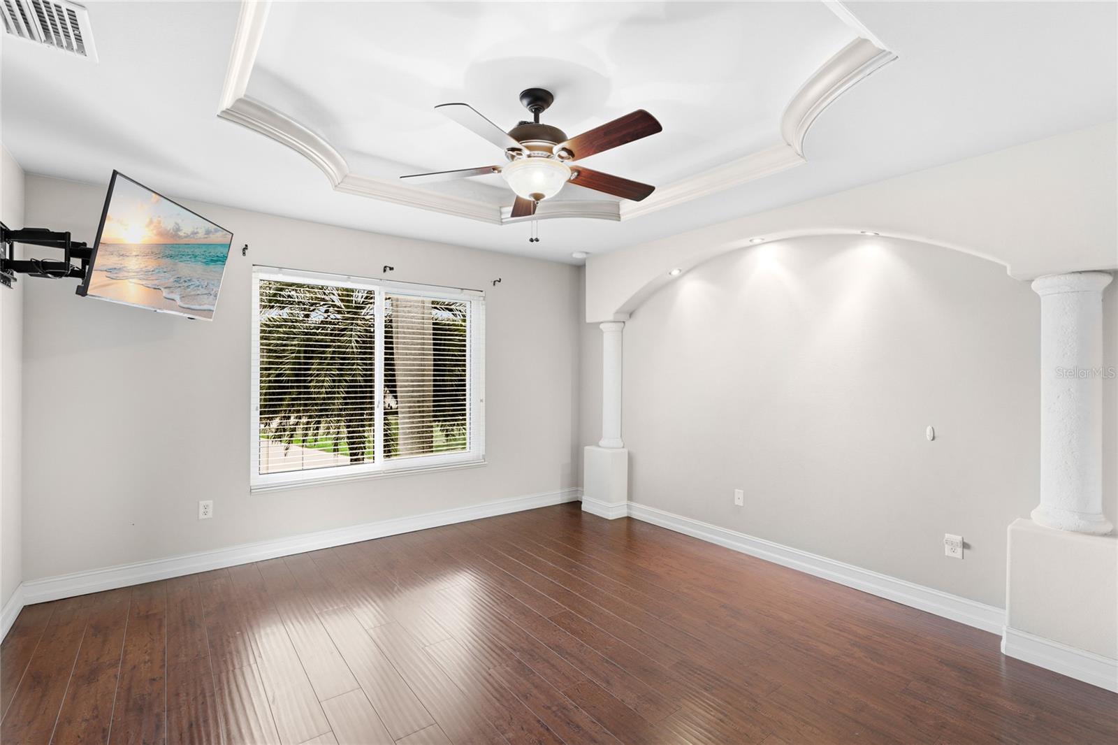 Image 24 of 46 For 4228 Birnam Terrace