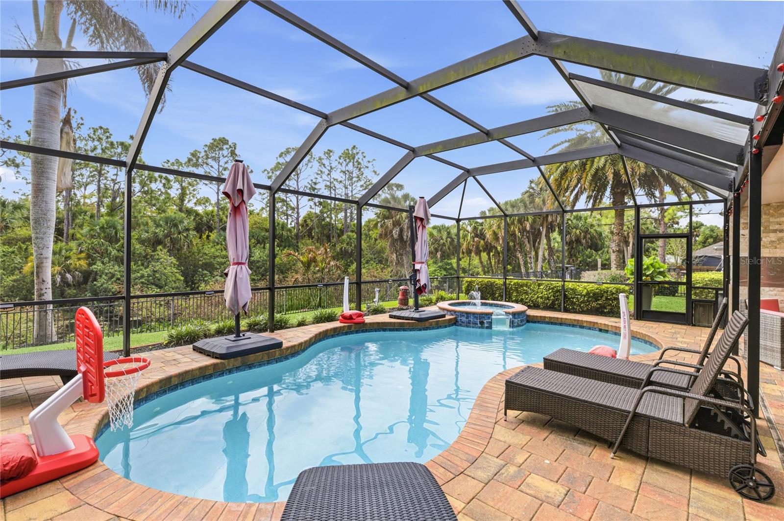 Image 36 of 46 For 4228 Birnam Terrace