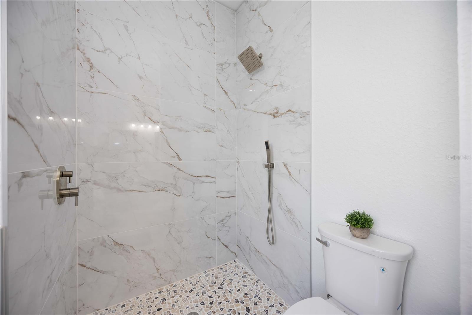 Image 41 of 65 For 6146 Grandeur Street