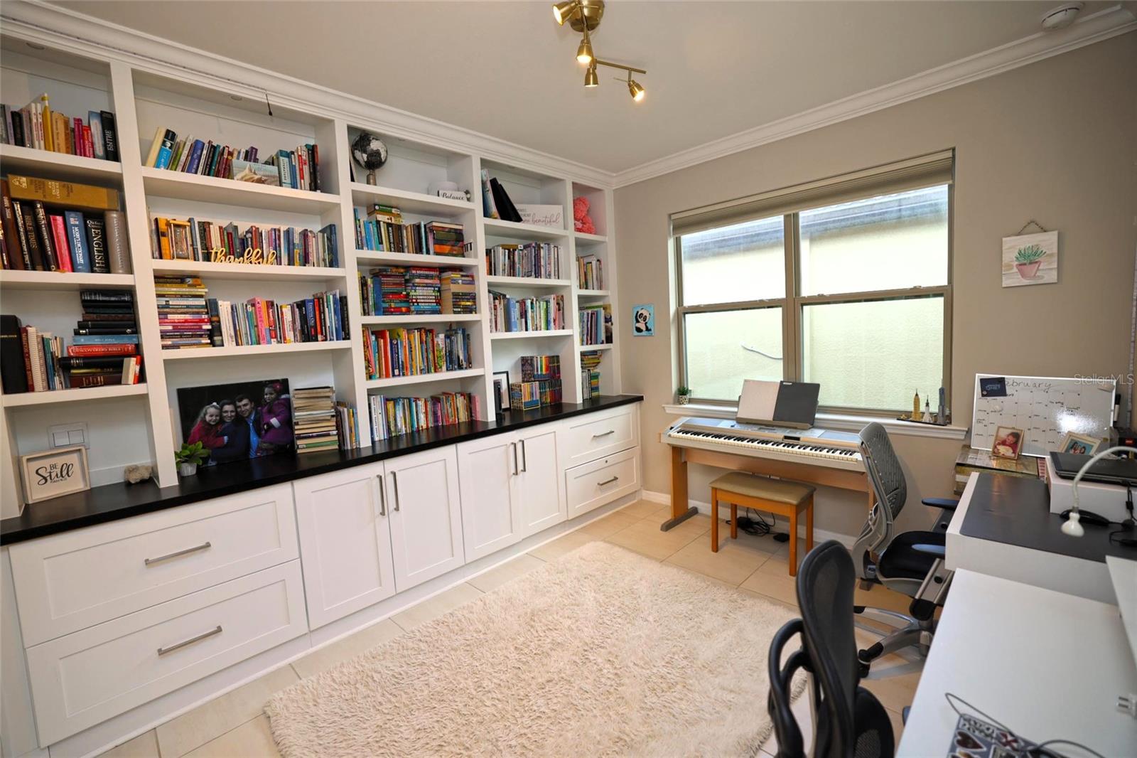 Image 12 of 41 For 264 Soliera Street