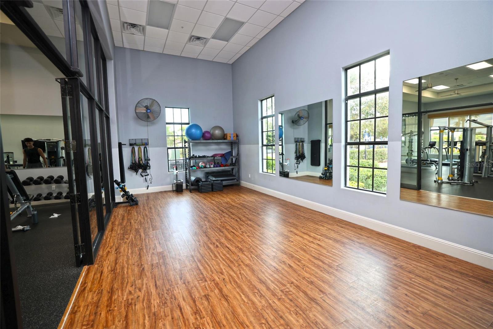 Image 25 of 41 For 264 Soliera Street