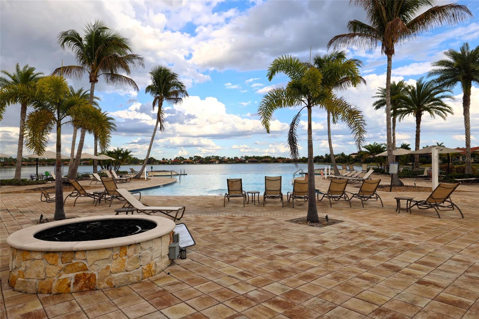 Image 29 of 41 For 264 Soliera Street