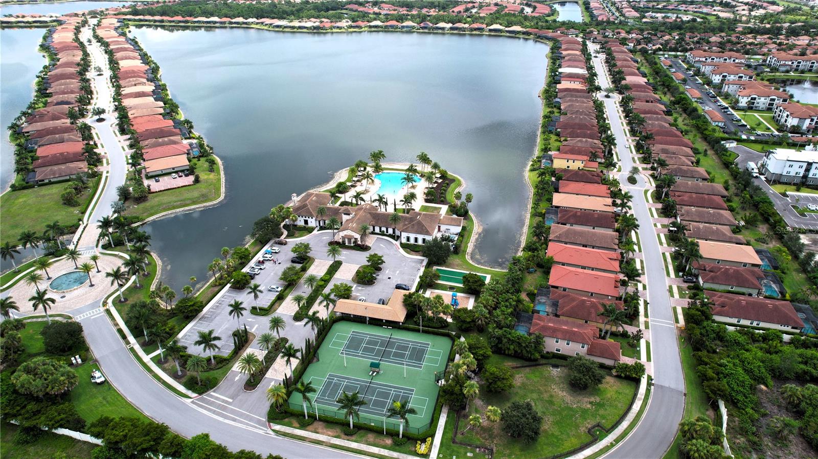 Image 40 of 41 For 264 Soliera Street