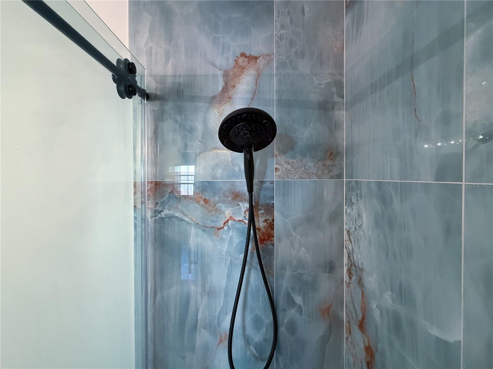 Image 22 of 52 For 5338 Colewood Pl