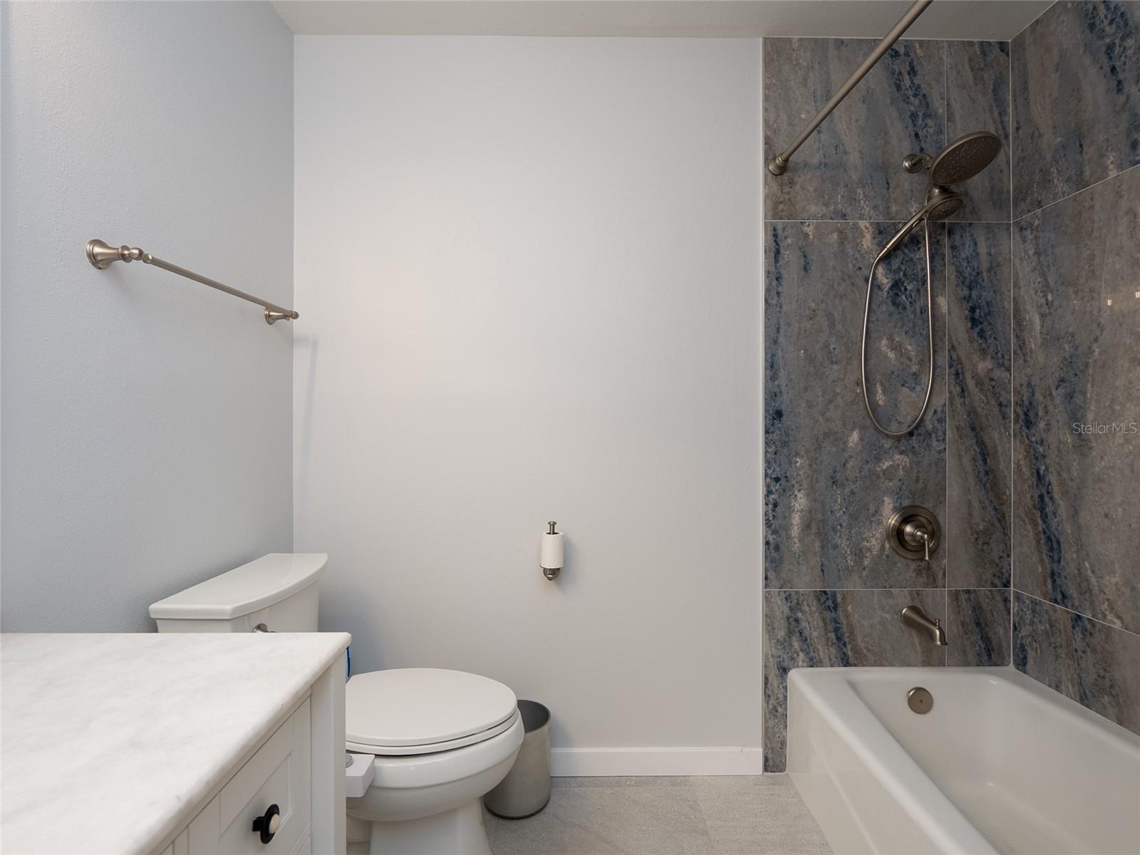 Image 31 of 52 For 5338 Colewood Pl