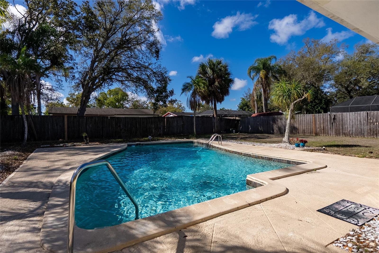 Image 35 of 52 For 5338 Colewood Pl