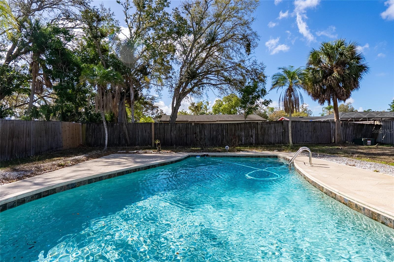 Image 37 of 52 For 5338 Colewood Pl