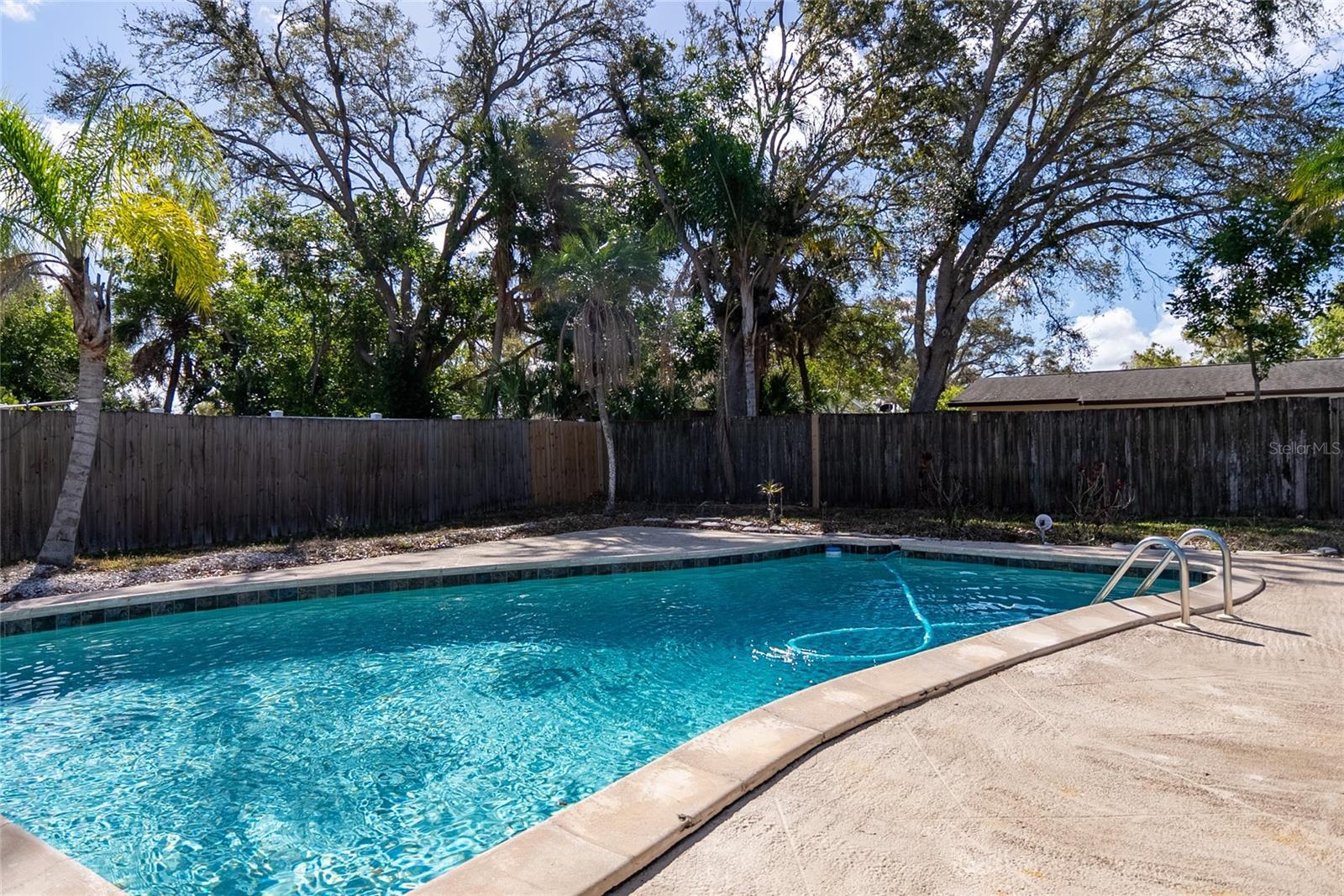 Image 38 of 52 For 5338 Colewood Pl