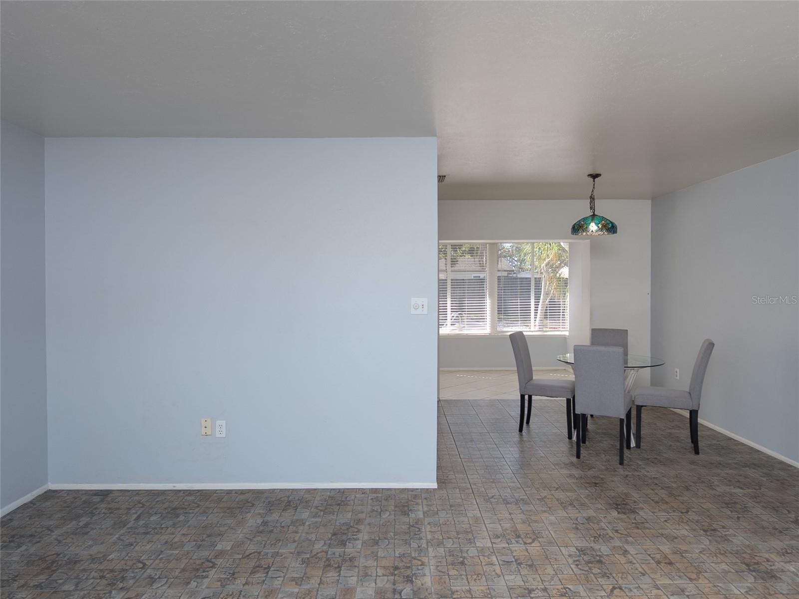 Image 9 of 52 For 5338 Colewood Pl