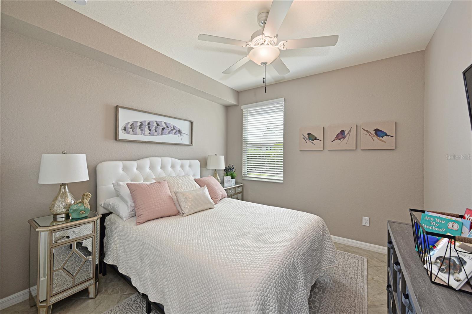 Image 17 of 51 For 901 Tidewater Shores Loop 412