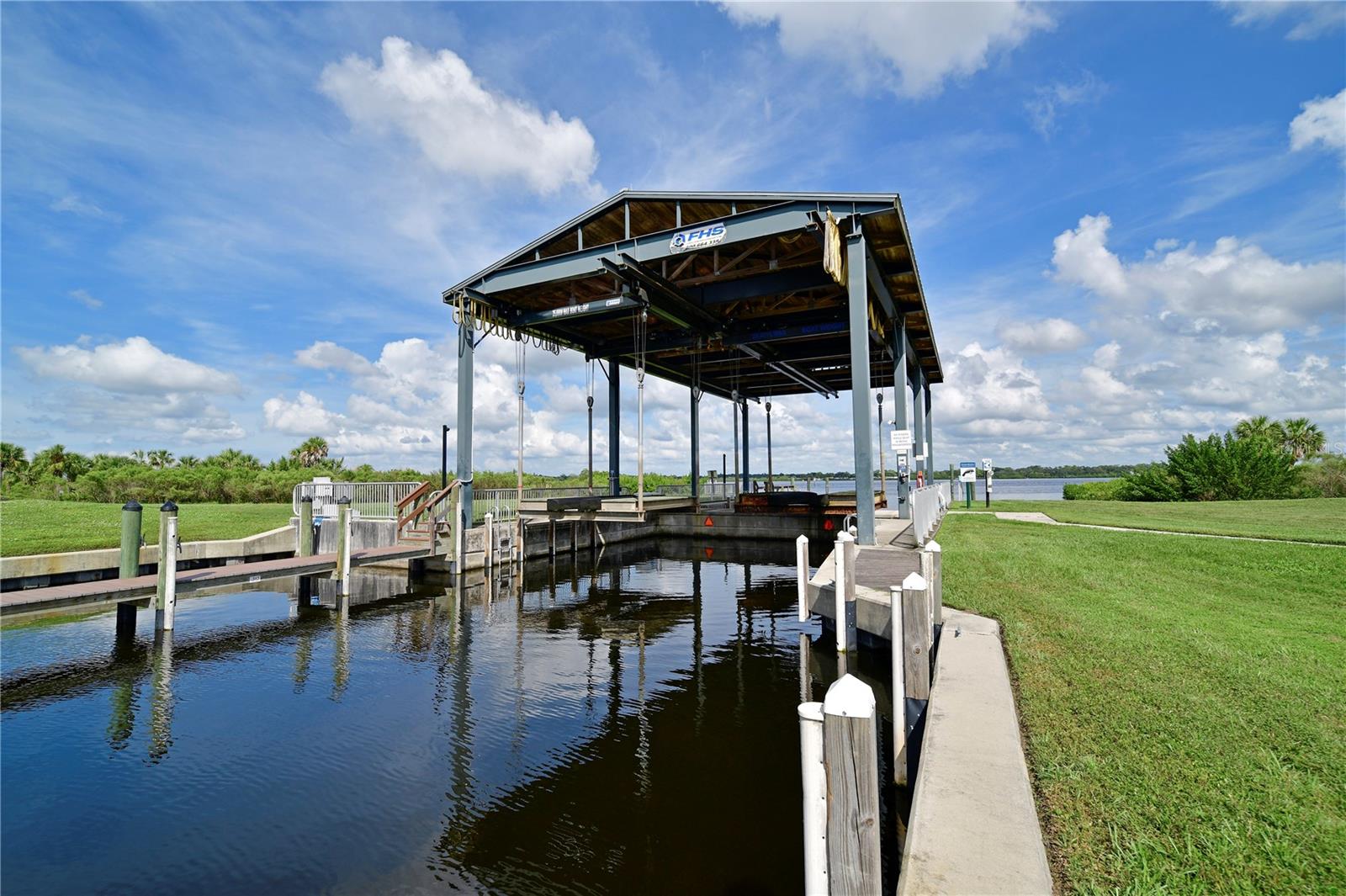 Image 38 of 51 For 901 Tidewater Shores Loop 412