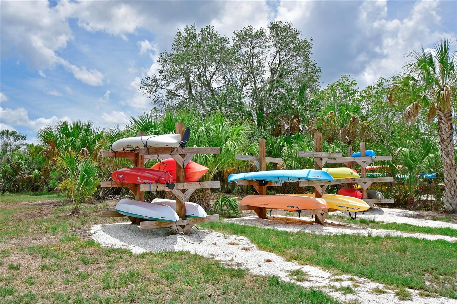 Image 40 of 51 For 901 Tidewater Shores Loop 412