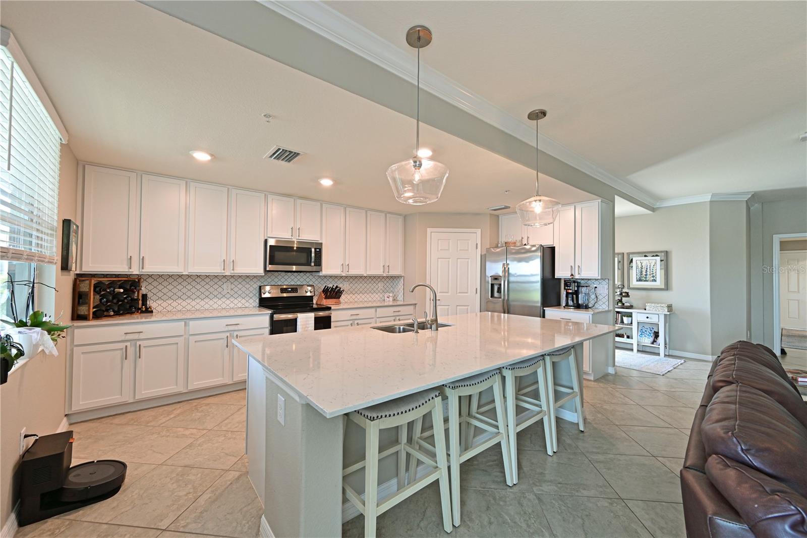 Image 9 of 51 For 901 Tidewater Shores Loop 412