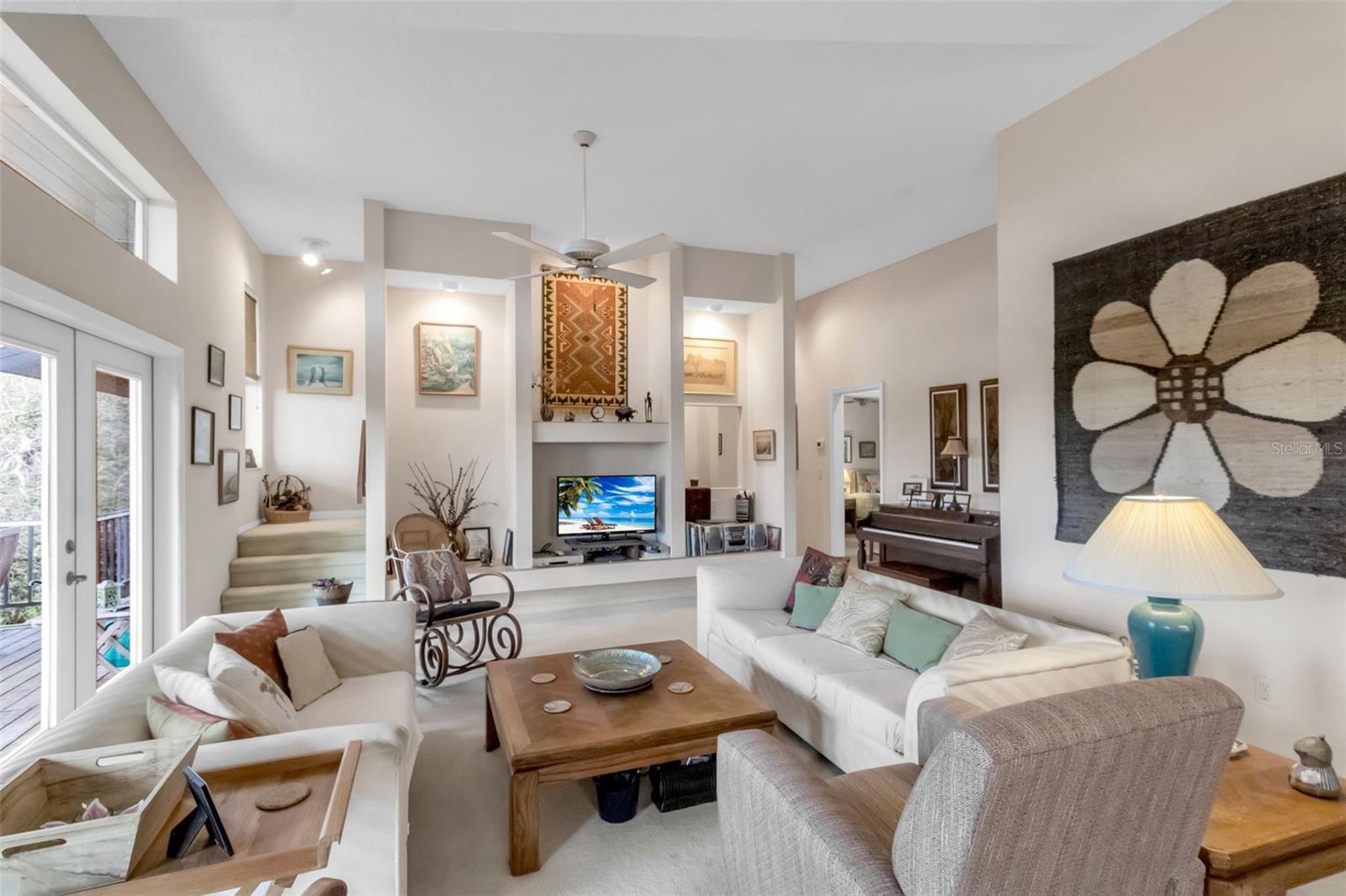 Image 9 of 58 For 5000 Lemon Bay Drive