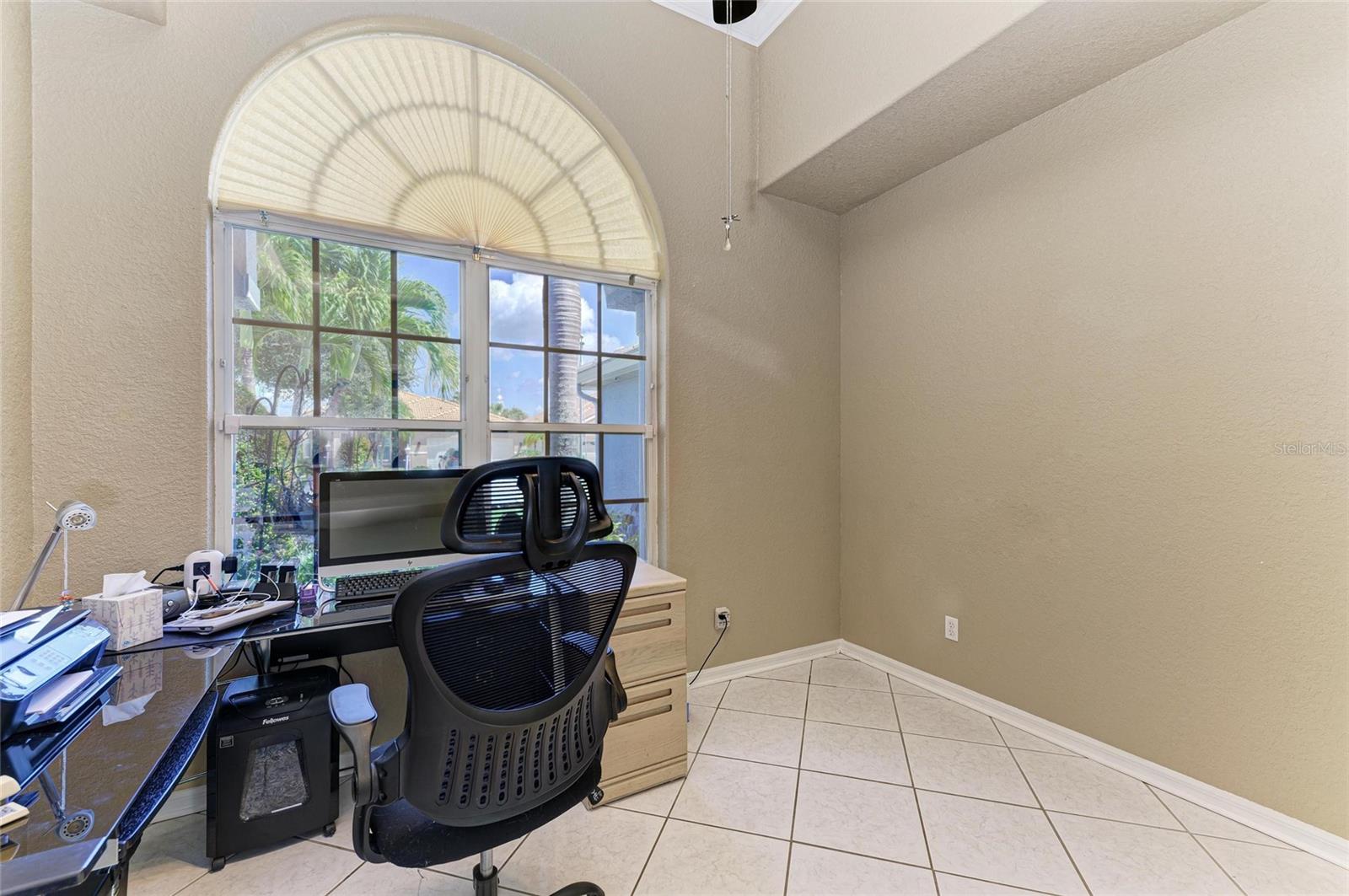 Image 24 of 62 For 26211 Feathersound Drive