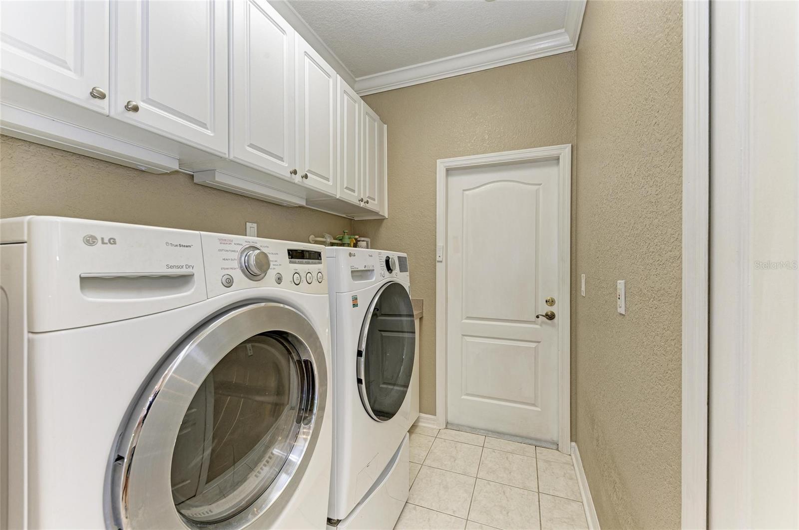 Image 32 of 62 For 26211 Feathersound Drive