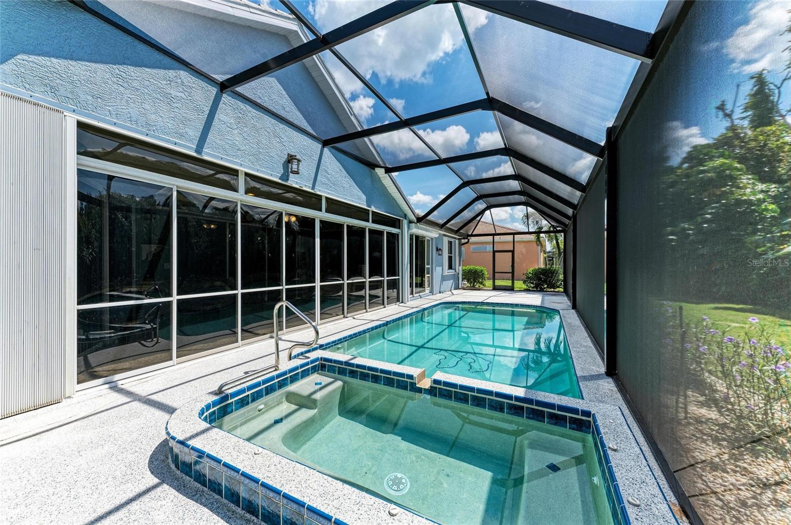 Image 37 of 62 For 26211 Feathersound Drive