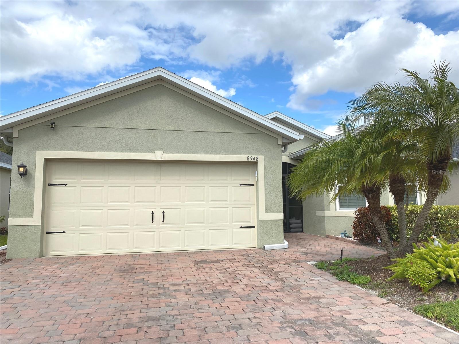 Details for 8948 Mondial Court, VENICE, FL 34293