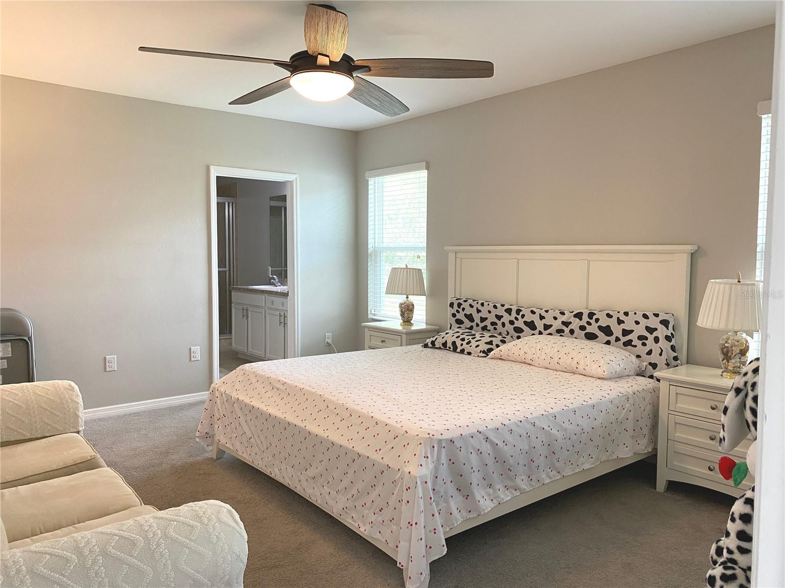 Image 12 of 33 For 8948 Mondial Court