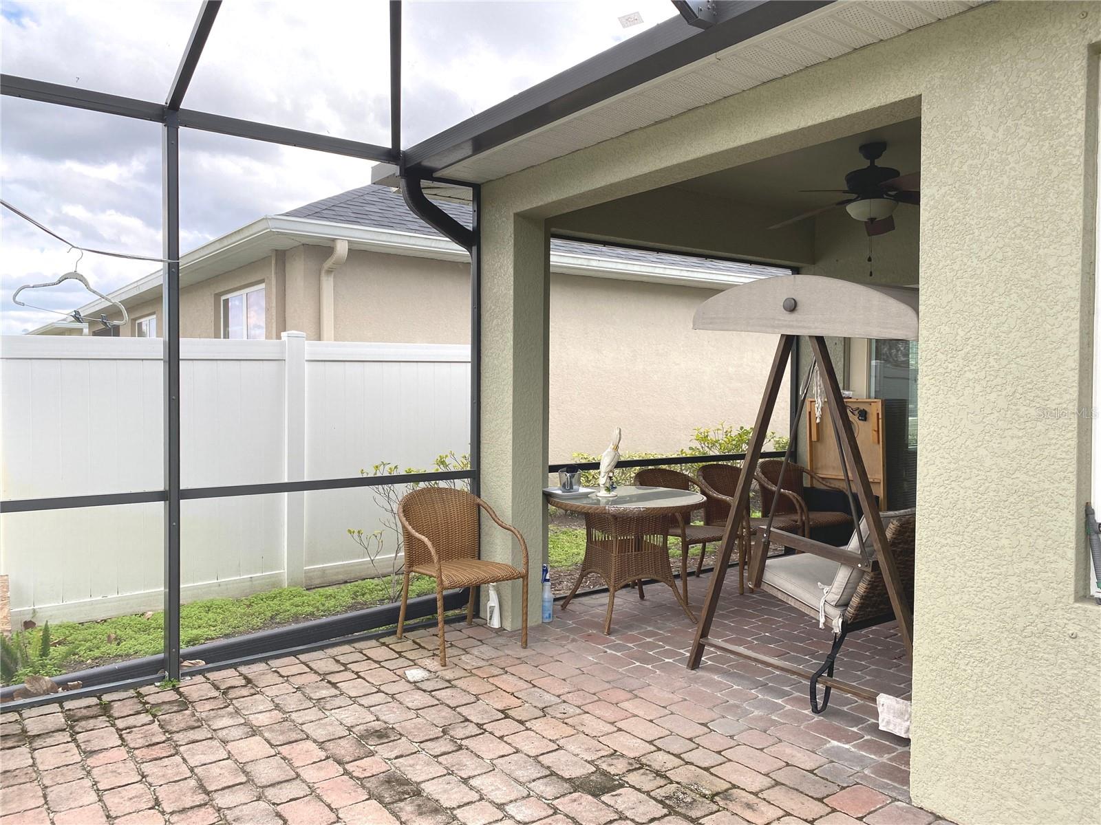 Image 28 of 33 For 8948 Mondial Court