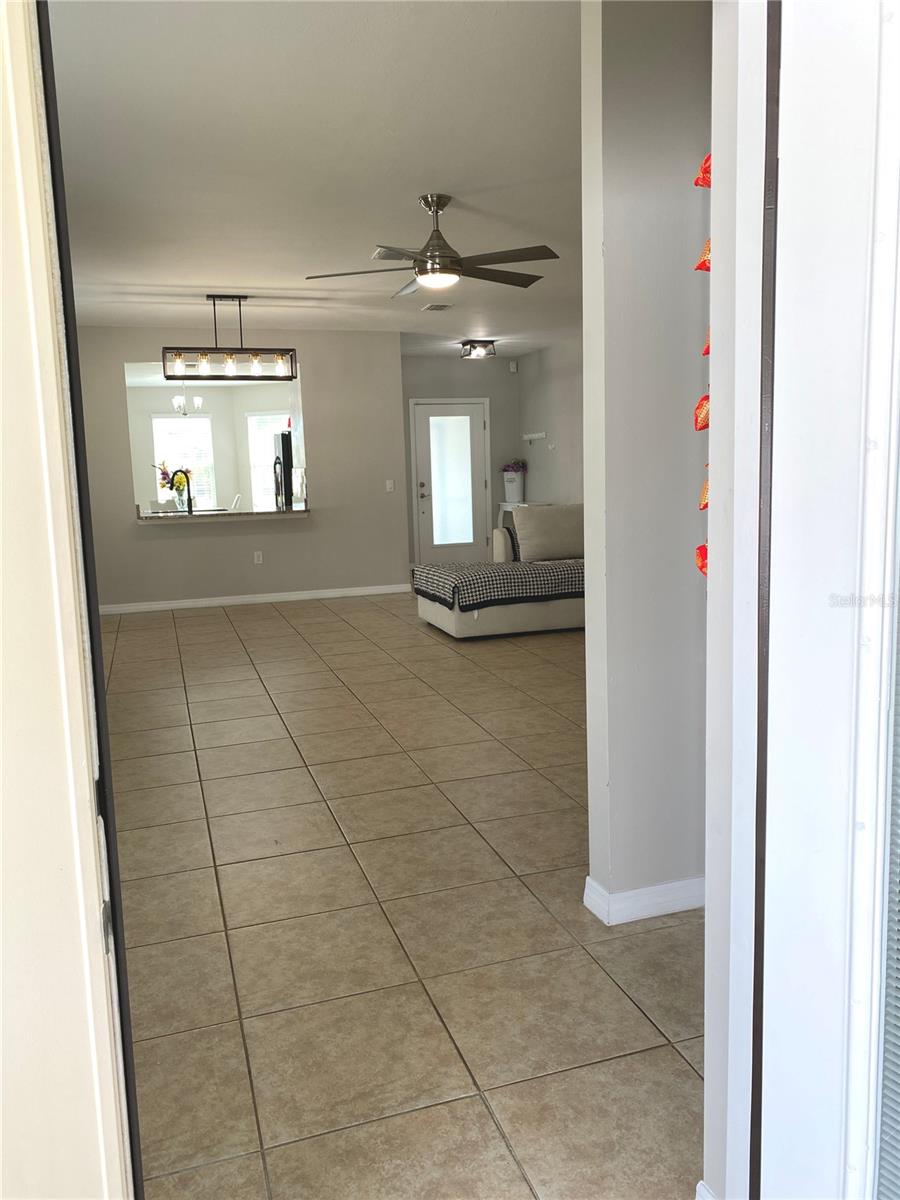 Image 6 of 33 For 8948 Mondial Court