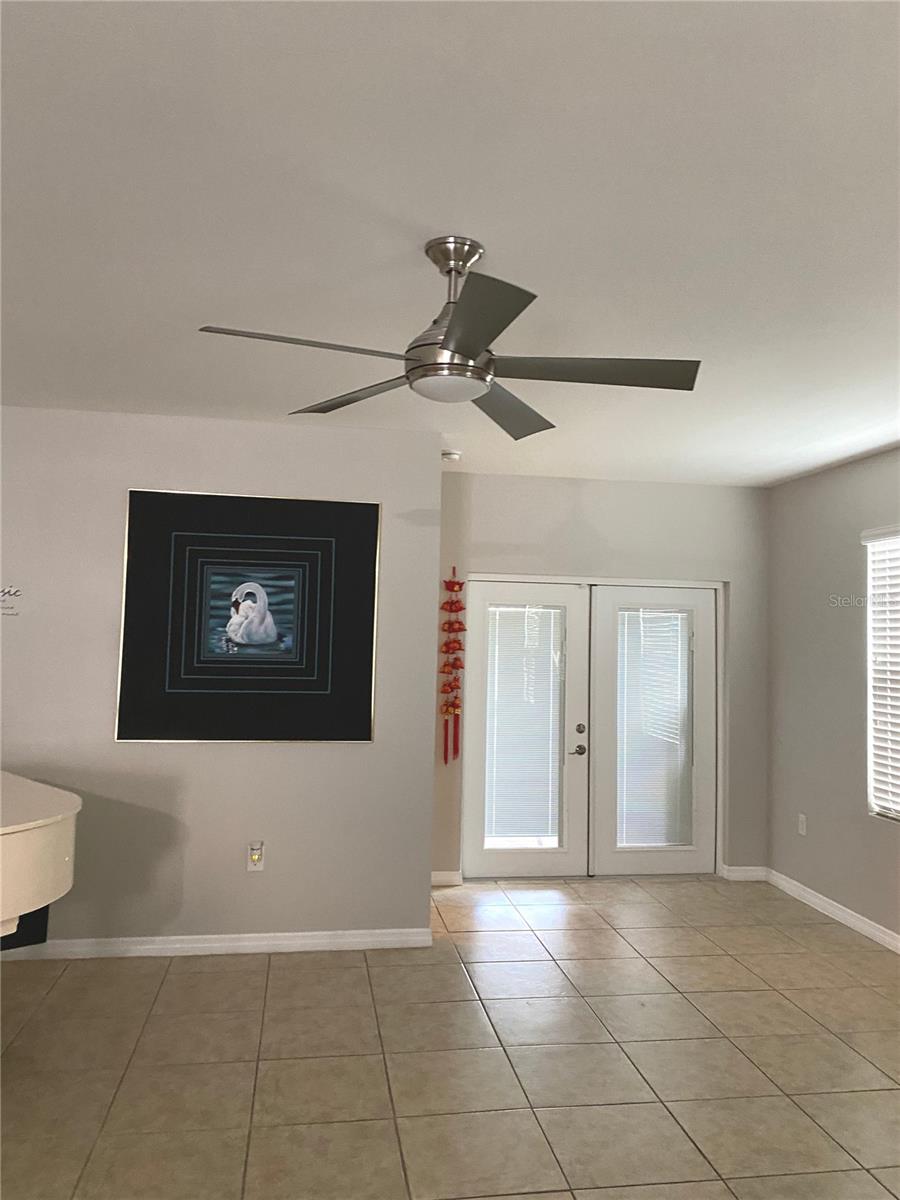 Image 7 of 33 For 8948 Mondial Court