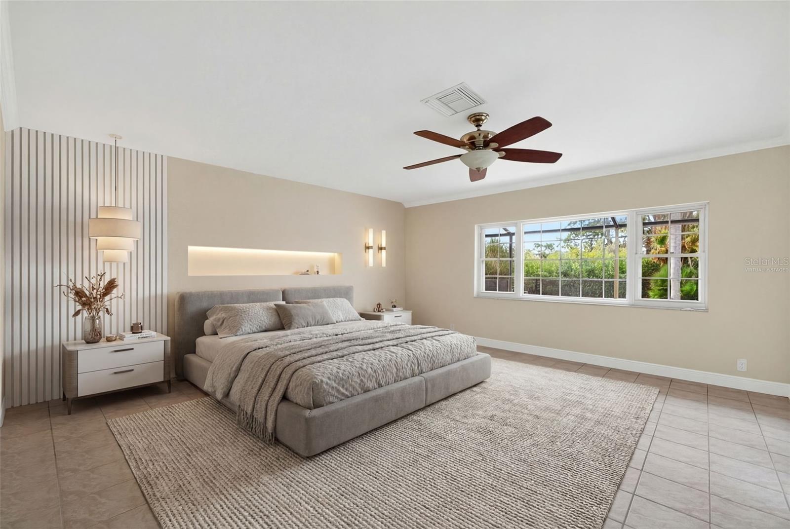 Image 19 of 82 For 7108 Midnight Pass Road