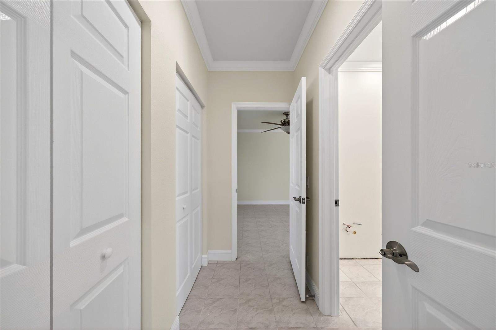 Image 25 of 82 For 7108 Midnight Pass Road