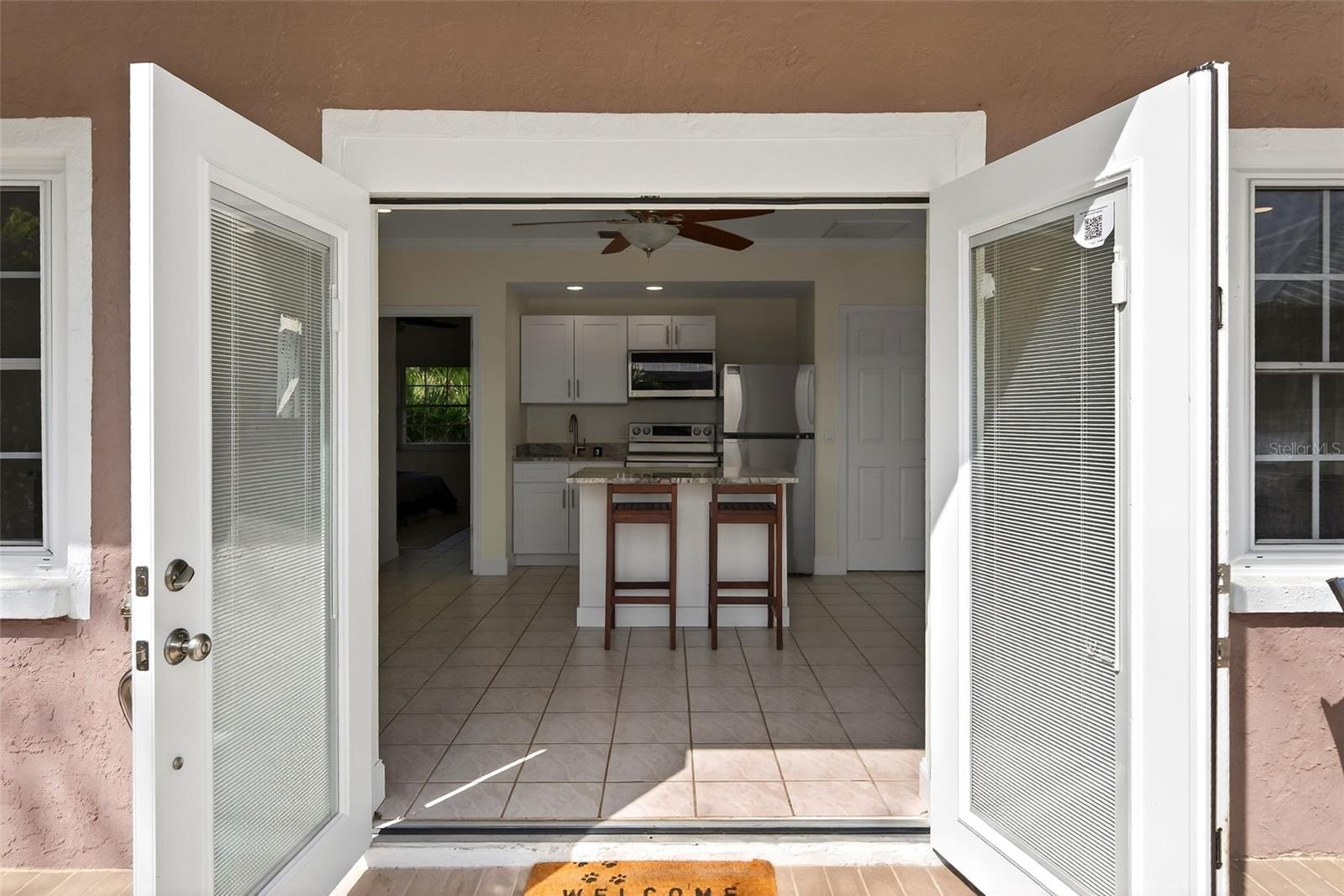 Image 45 of 82 For 7108 Midnight Pass Road