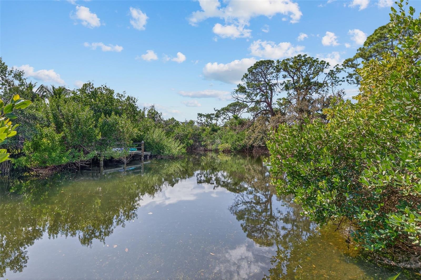 Image 57 of 82 For 7108 Midnight Pass Road