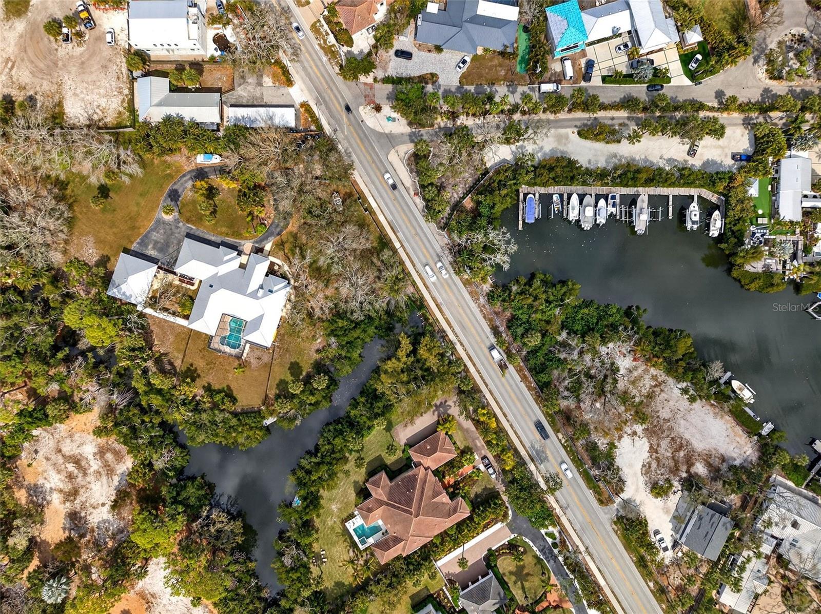 Image 6 of 82 For 7108 Midnight Pass Road