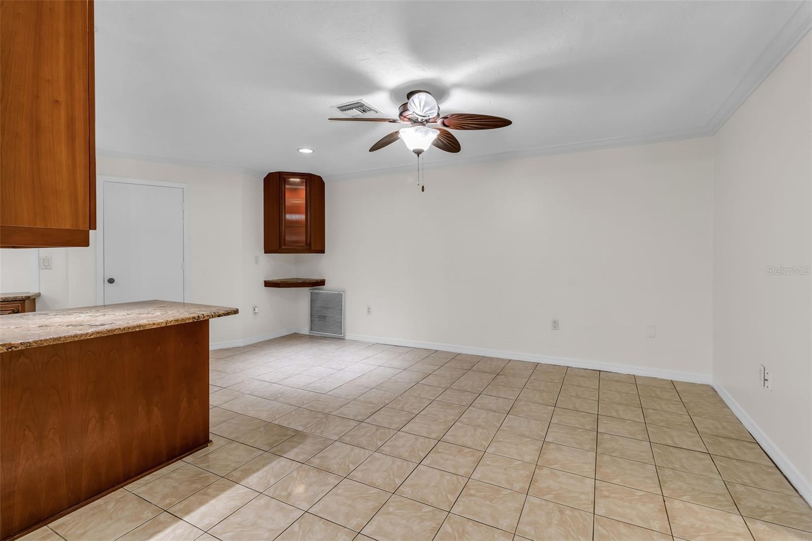 Image 17 of 33 For 4867 Huntleigh Drive