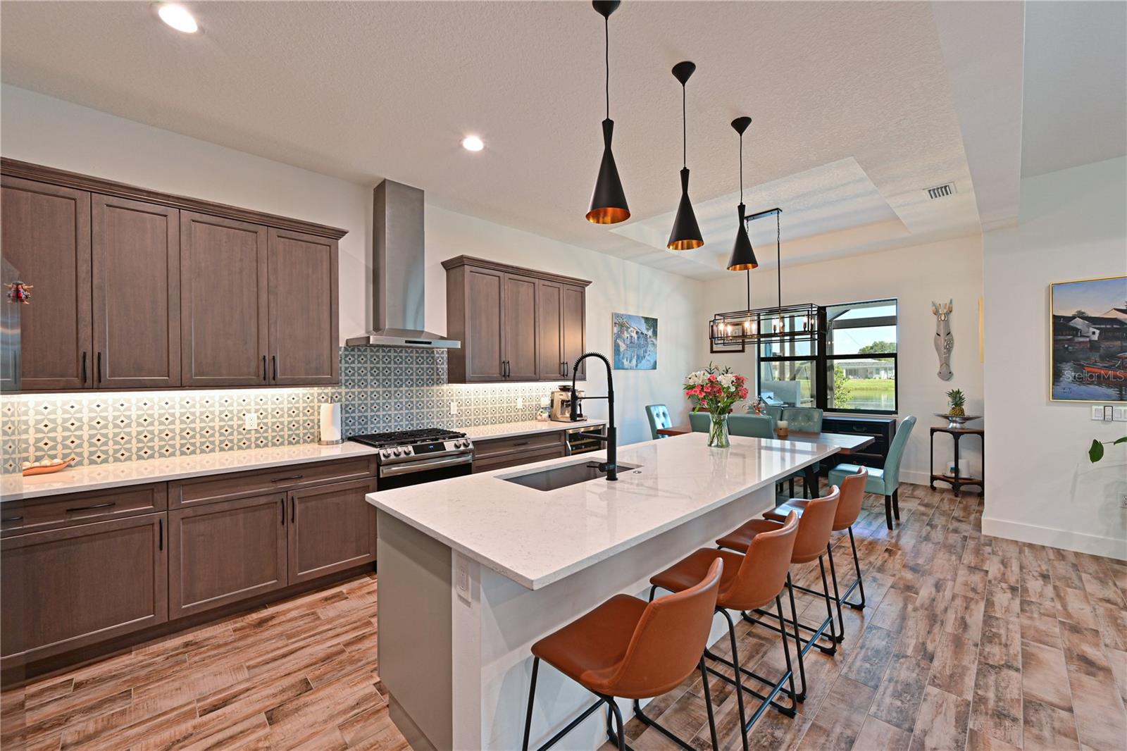 Image 11 of 35 For 8013 Clearwater Court