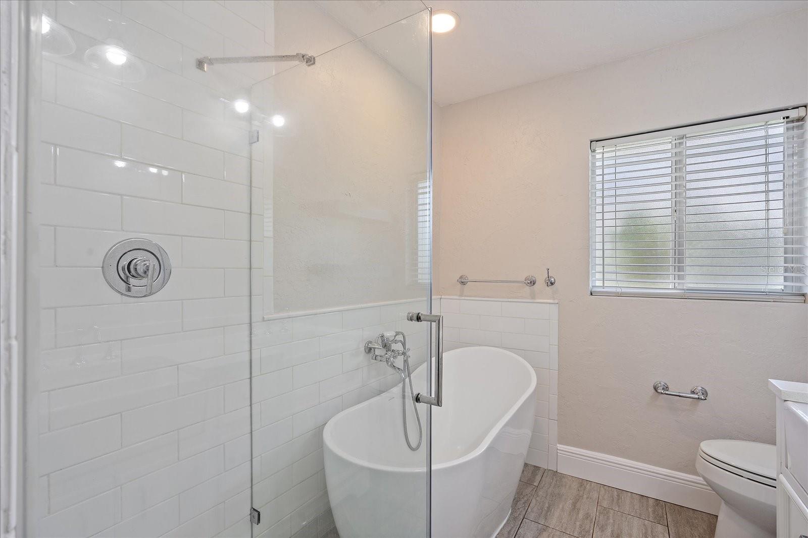 Image 22 of 43 For 3118 Key Way