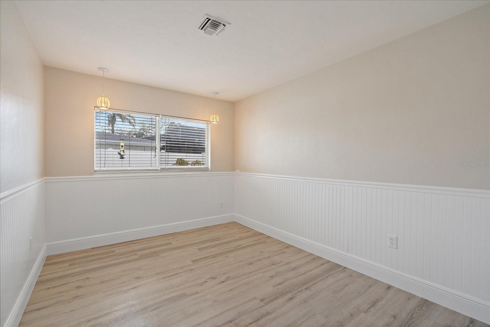 Image 23 of 43 For 3118 Key Way