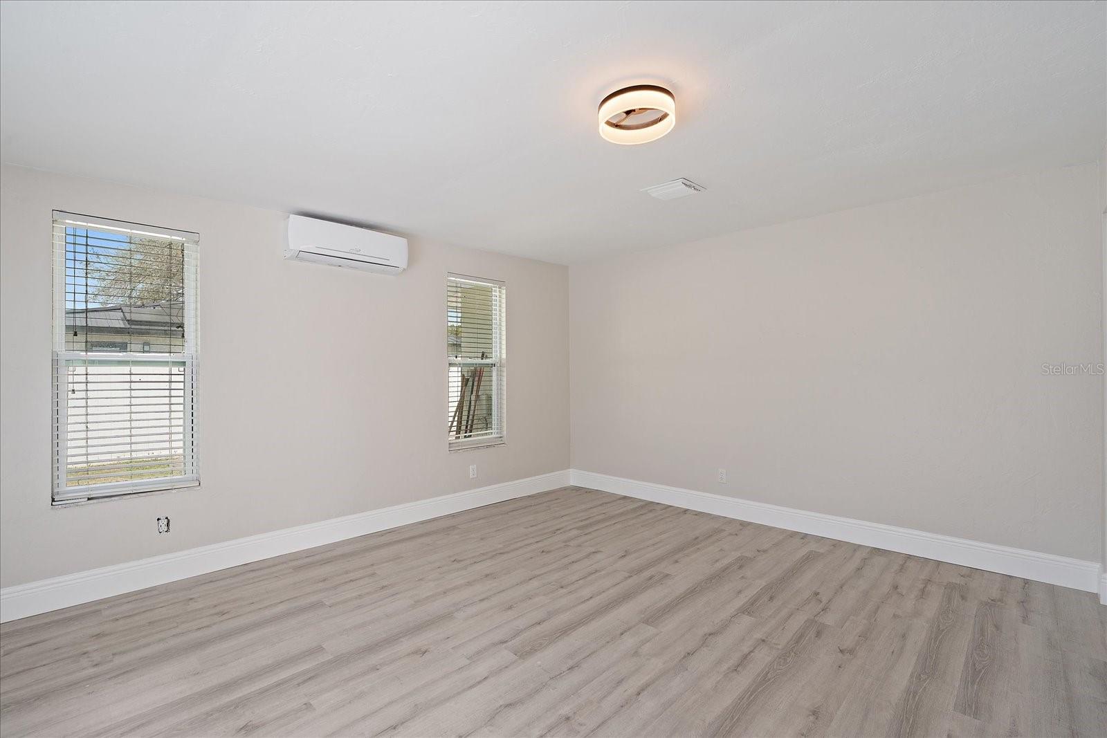 Image 31 of 43 For 3118 Key Way