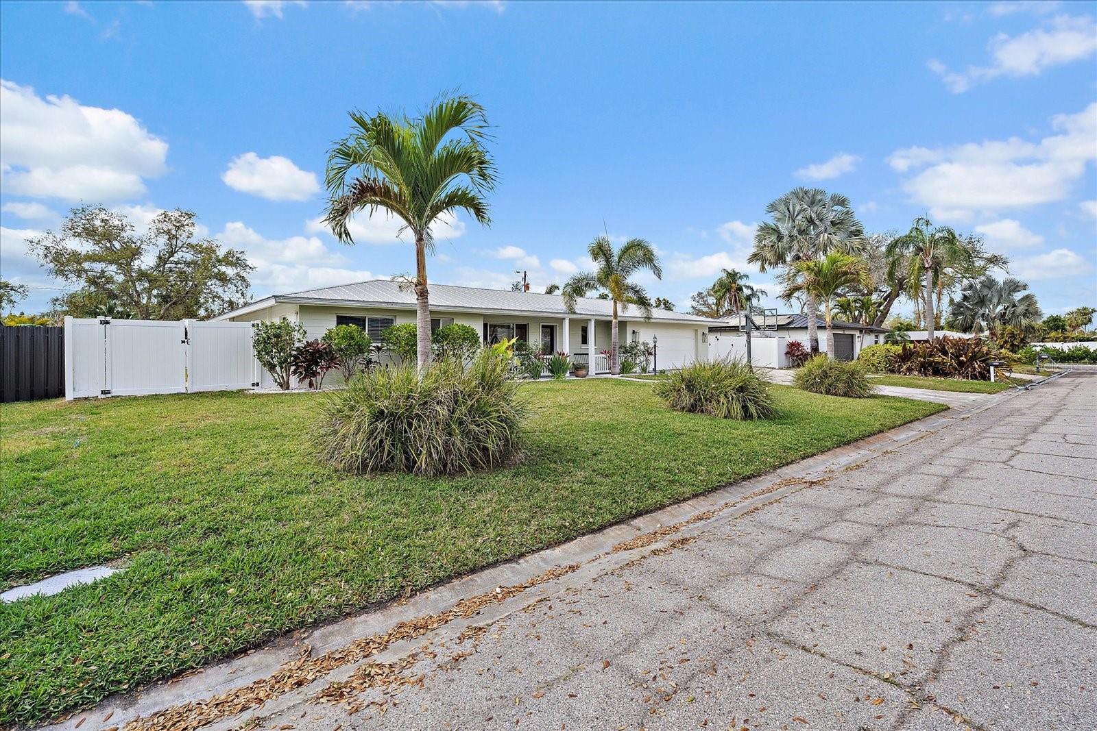 Image 42 of 43 For 3118 Key Way