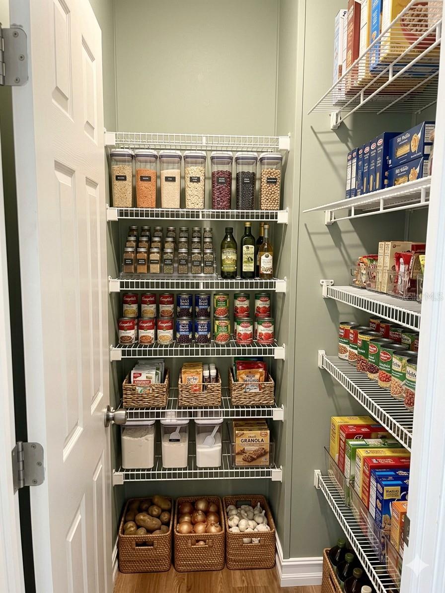 Image 9 of 23 For 4967 Las Vegas Drive